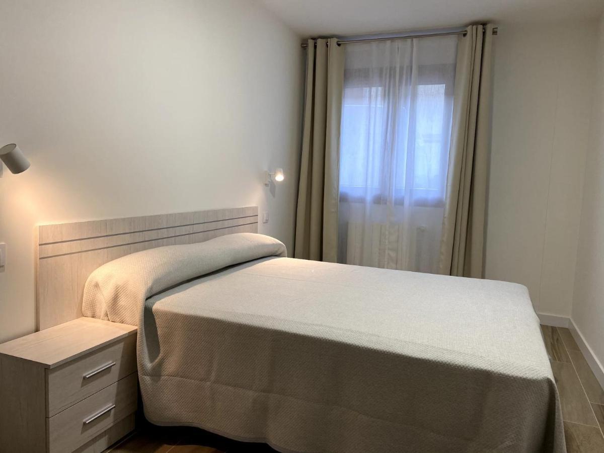 Apartamentos Torreones De カルテス エクステリア 写真